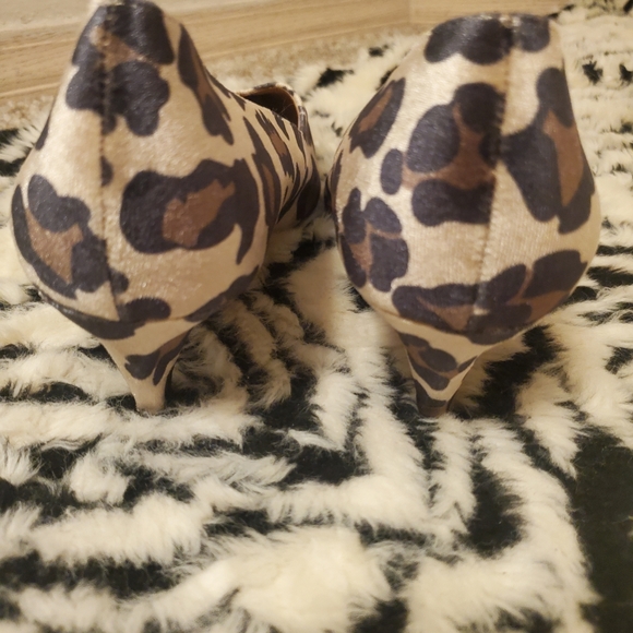 Beautiful heels - Picture 3 of 4